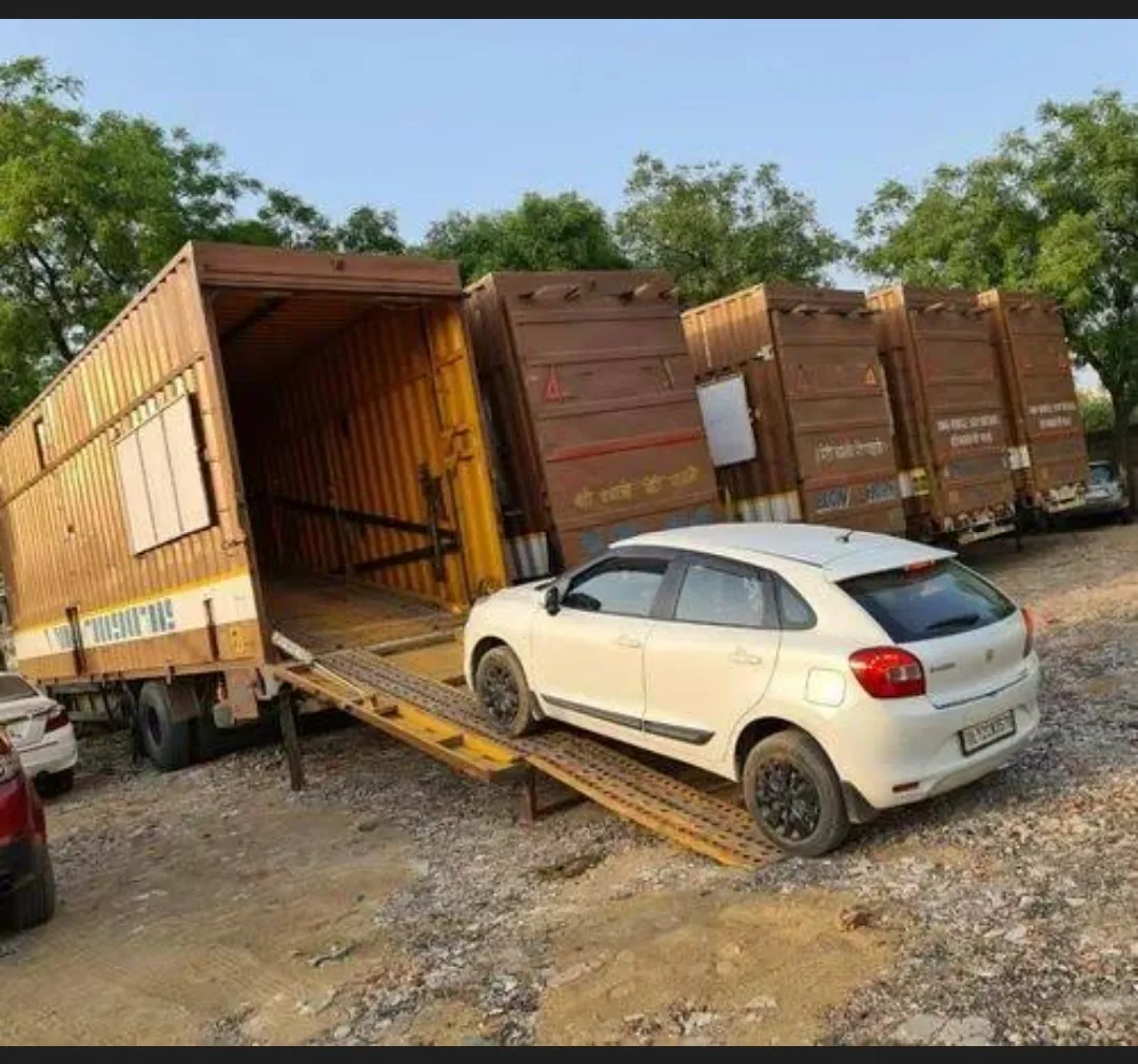 Intercity Packers and Movers team handling relocation work in Indore